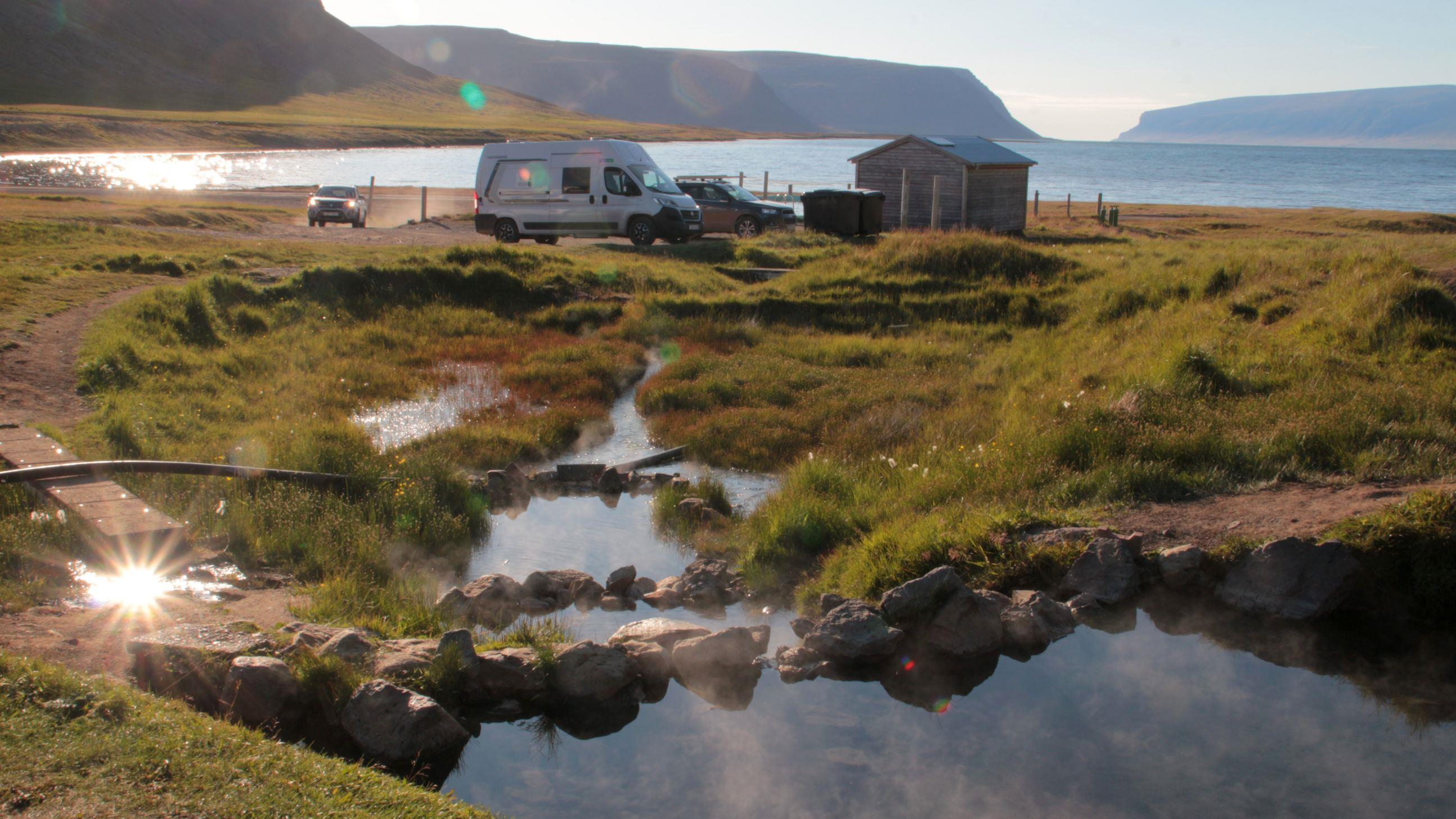 Die besonderen Orte Islands mit dem Wohnmobil entdecken